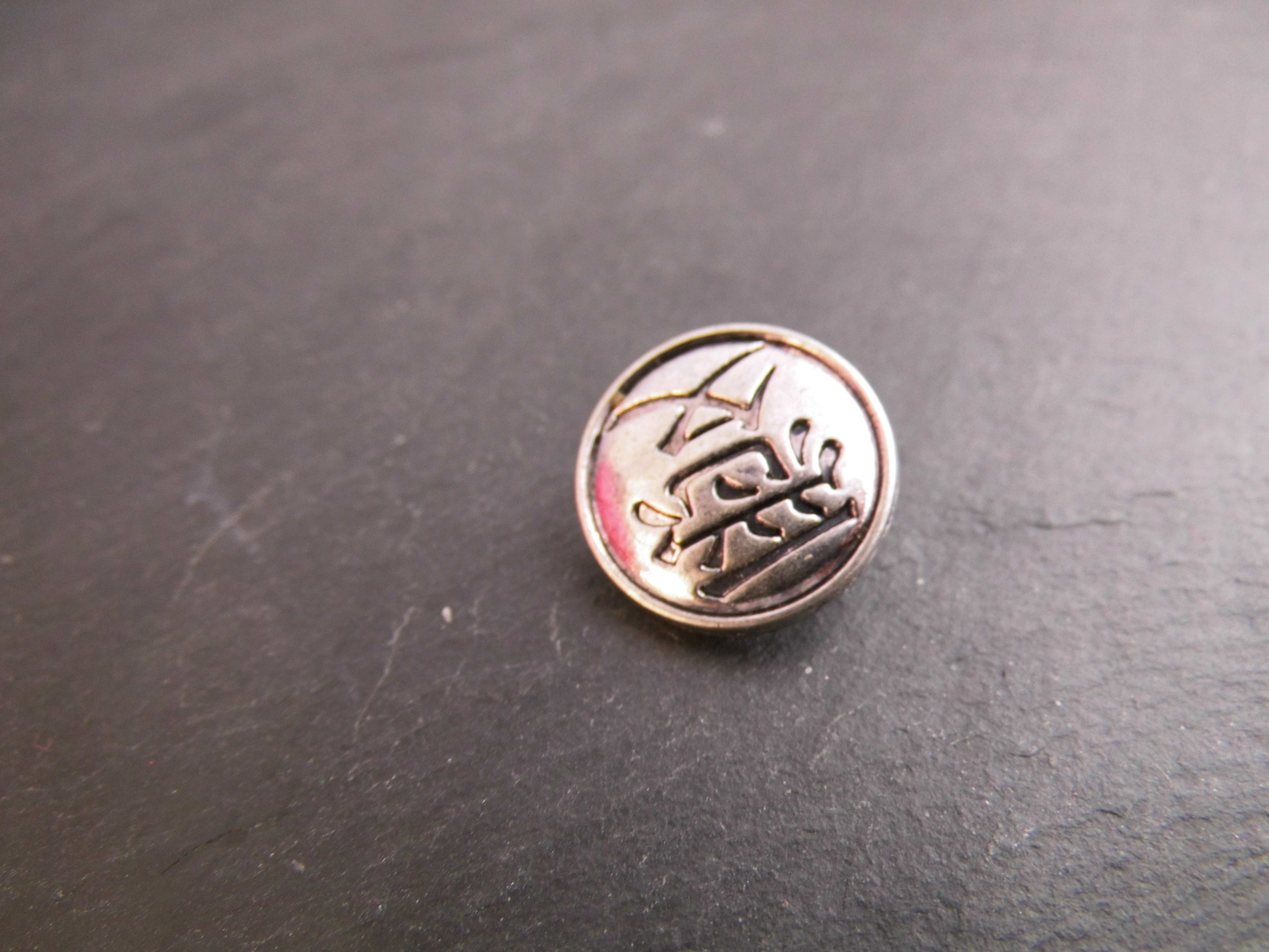 Click Button Metall verschiedene Motive