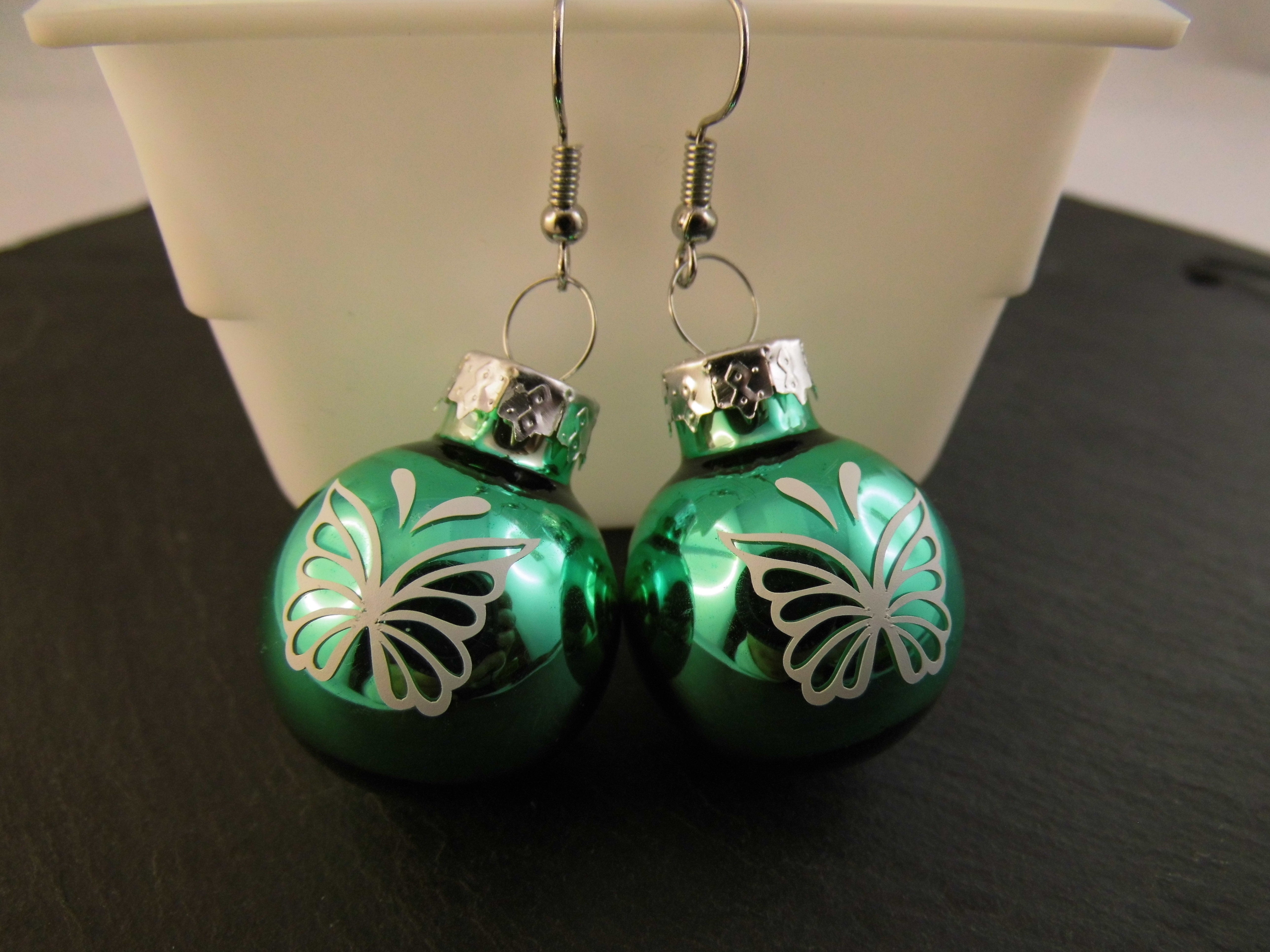 Weihnachtskugel Ohrringe Glas 2,5 cm verschiedene Motive