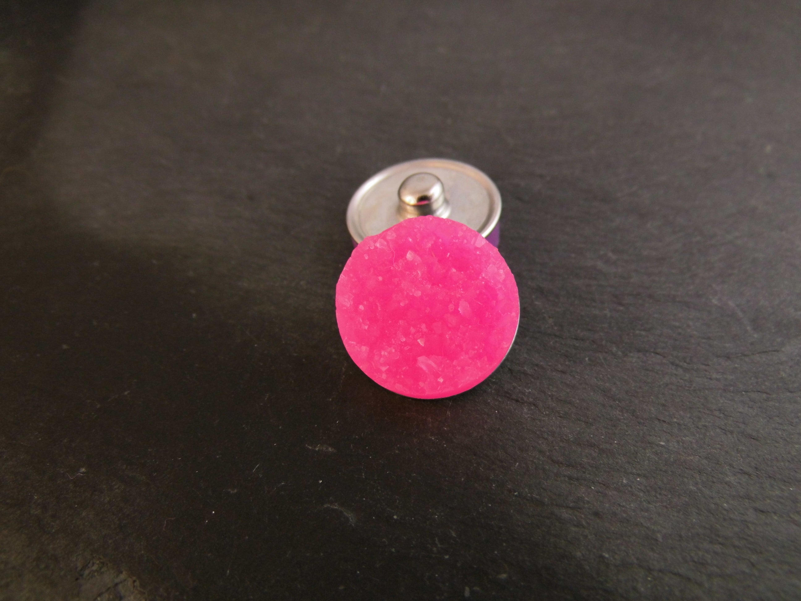 Click Button steinoptik verschiedene Farben