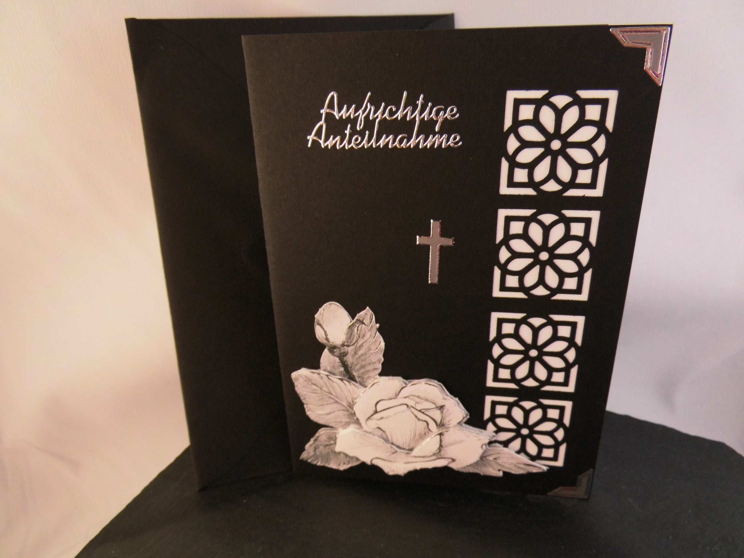 3D Karte Trauerkarte Handmade Aufklappbar mit Umschlag