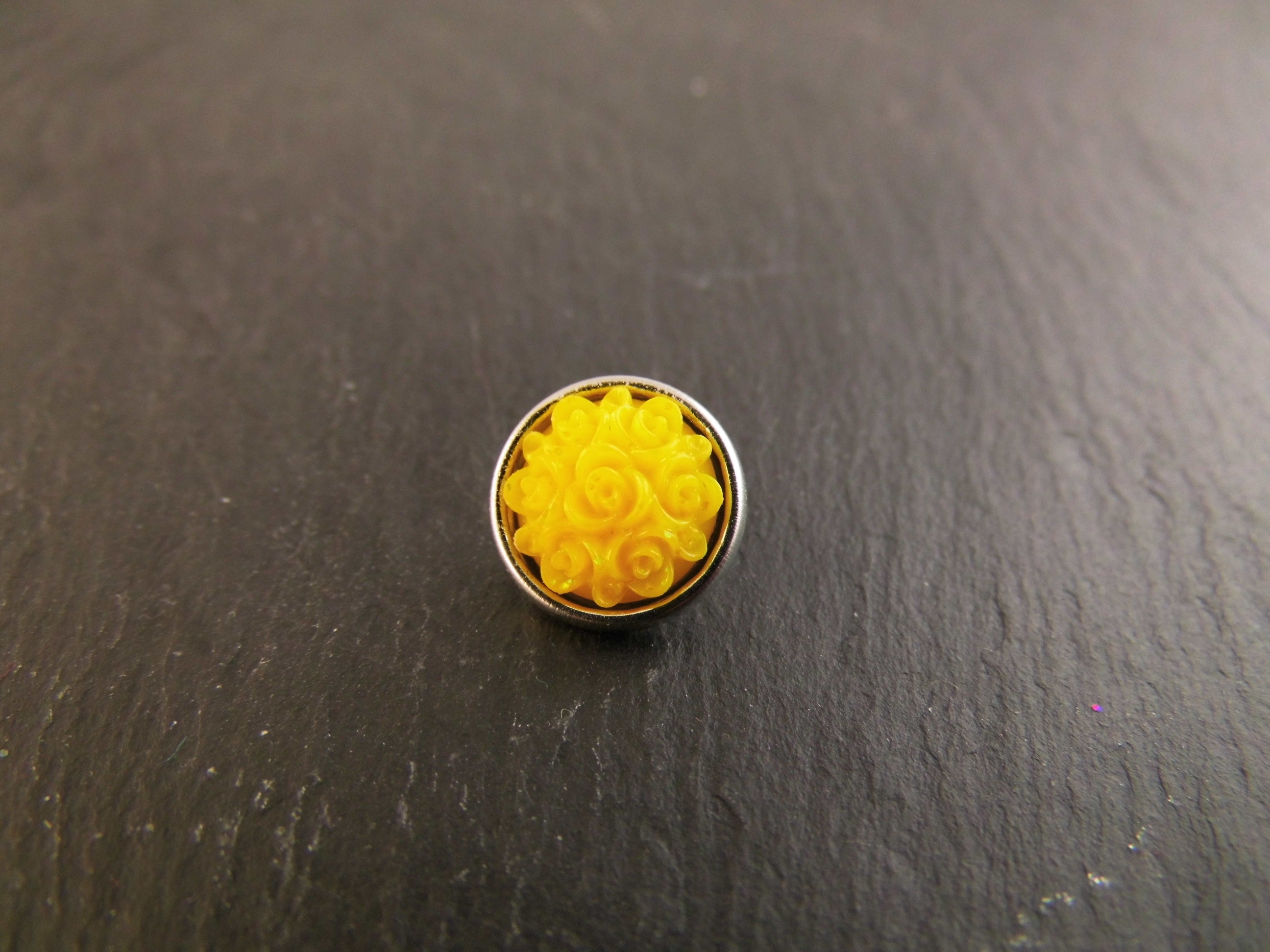 Mini Click Button Blüte verschiedene Farben