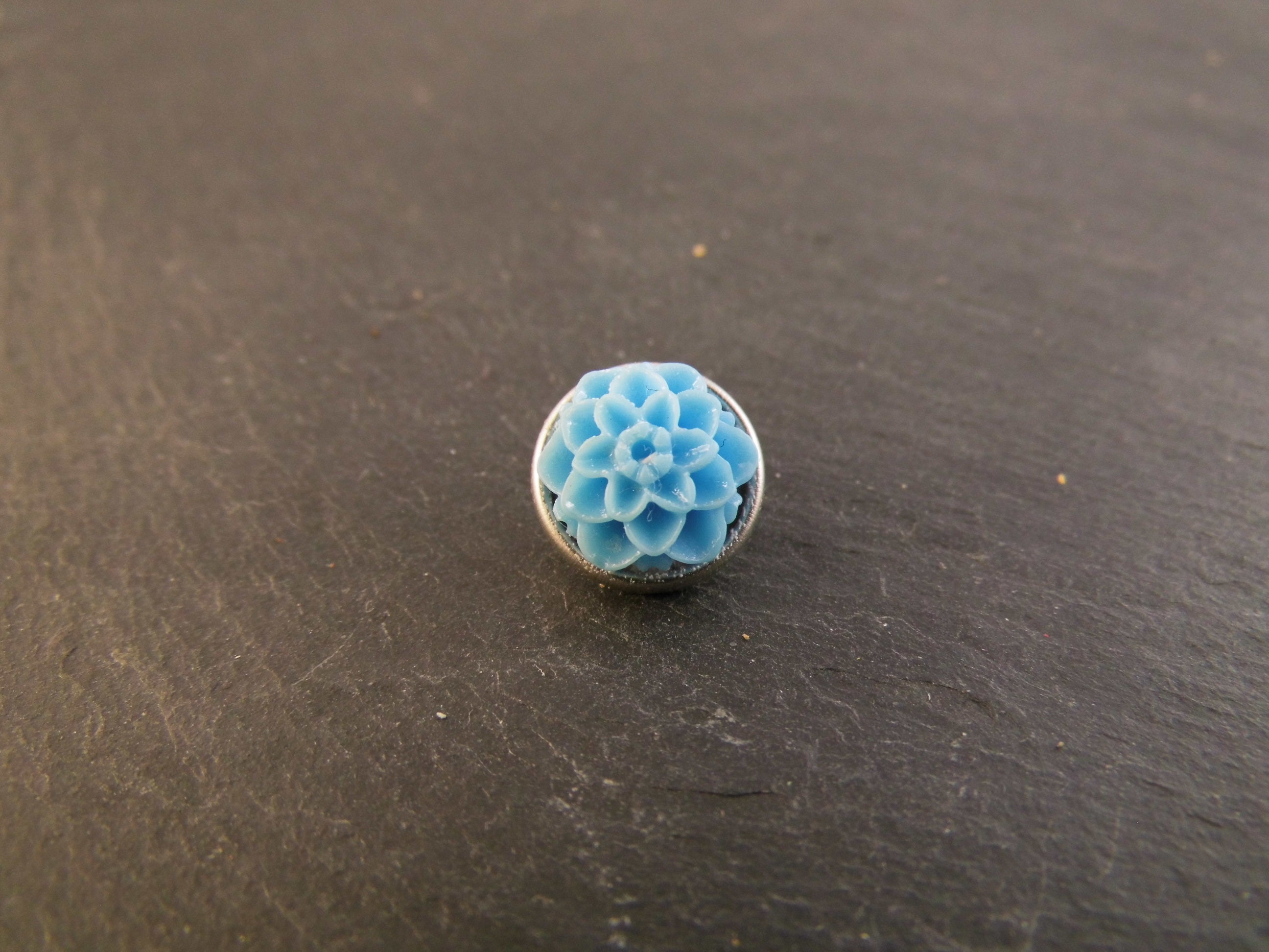 Mini Click Button Blume verschiedene Farben