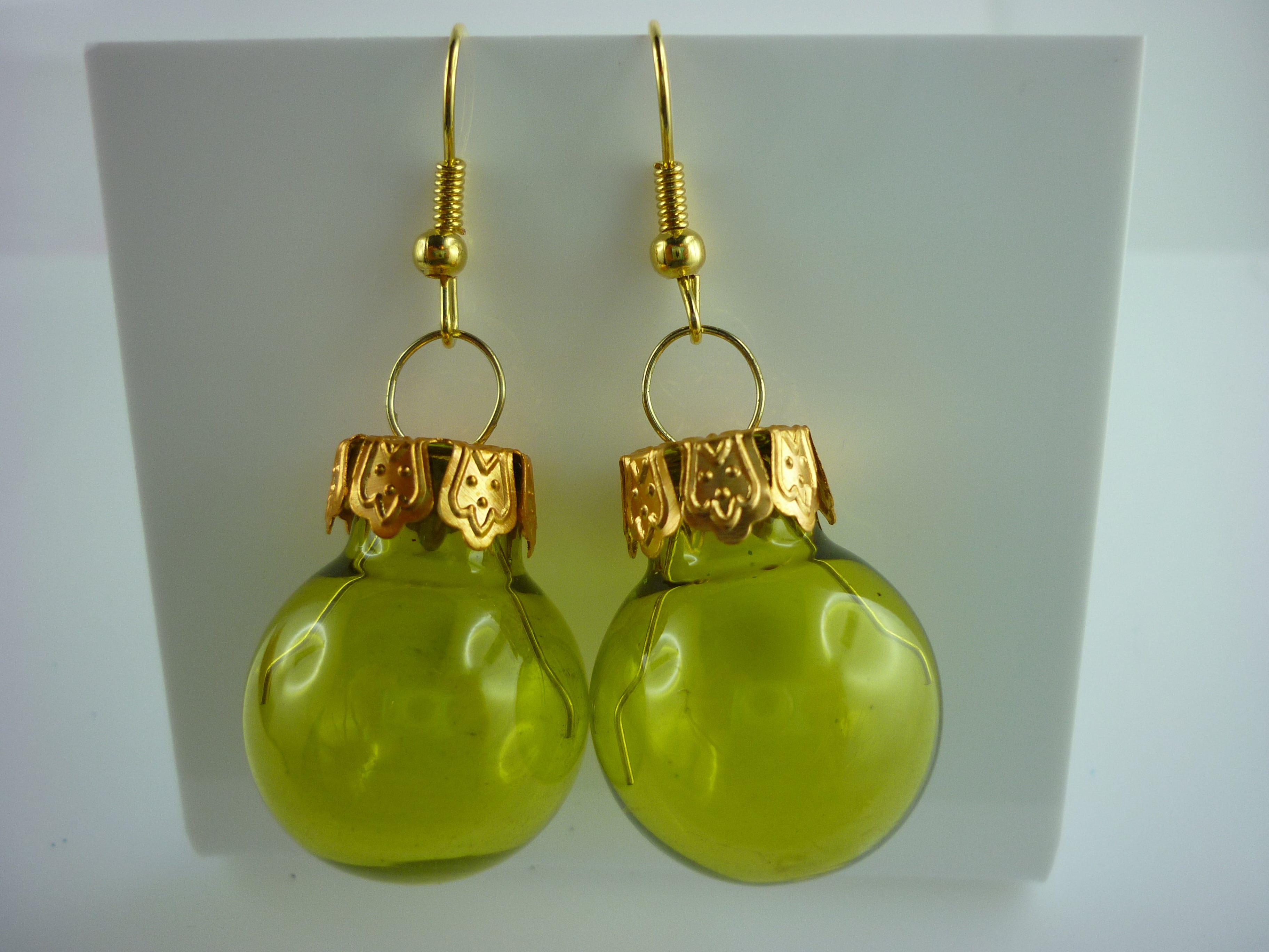 Weihnachtskugel Ohrringe einfach Glas 2 cm verschiedene Farben